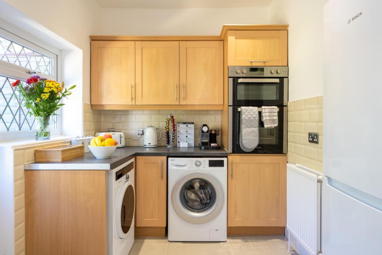 Mulberry House - Luxurious And Modern 4-Bed In Solihull Near Nec,Jlr, Airport, Resorts World, Hs2 المظهر الخارجي الصورة