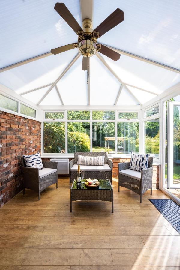 Mulberry House - Luxurious And Modern 4-Bed In Solihull Near Nec,Jlr, Airport, Resorts World, Hs2 المظهر الخارجي الصورة